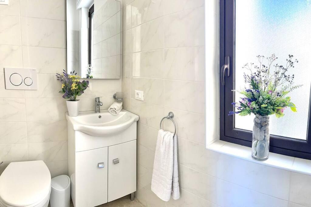Апартаменты Josef House Graniti Экстерьер фото